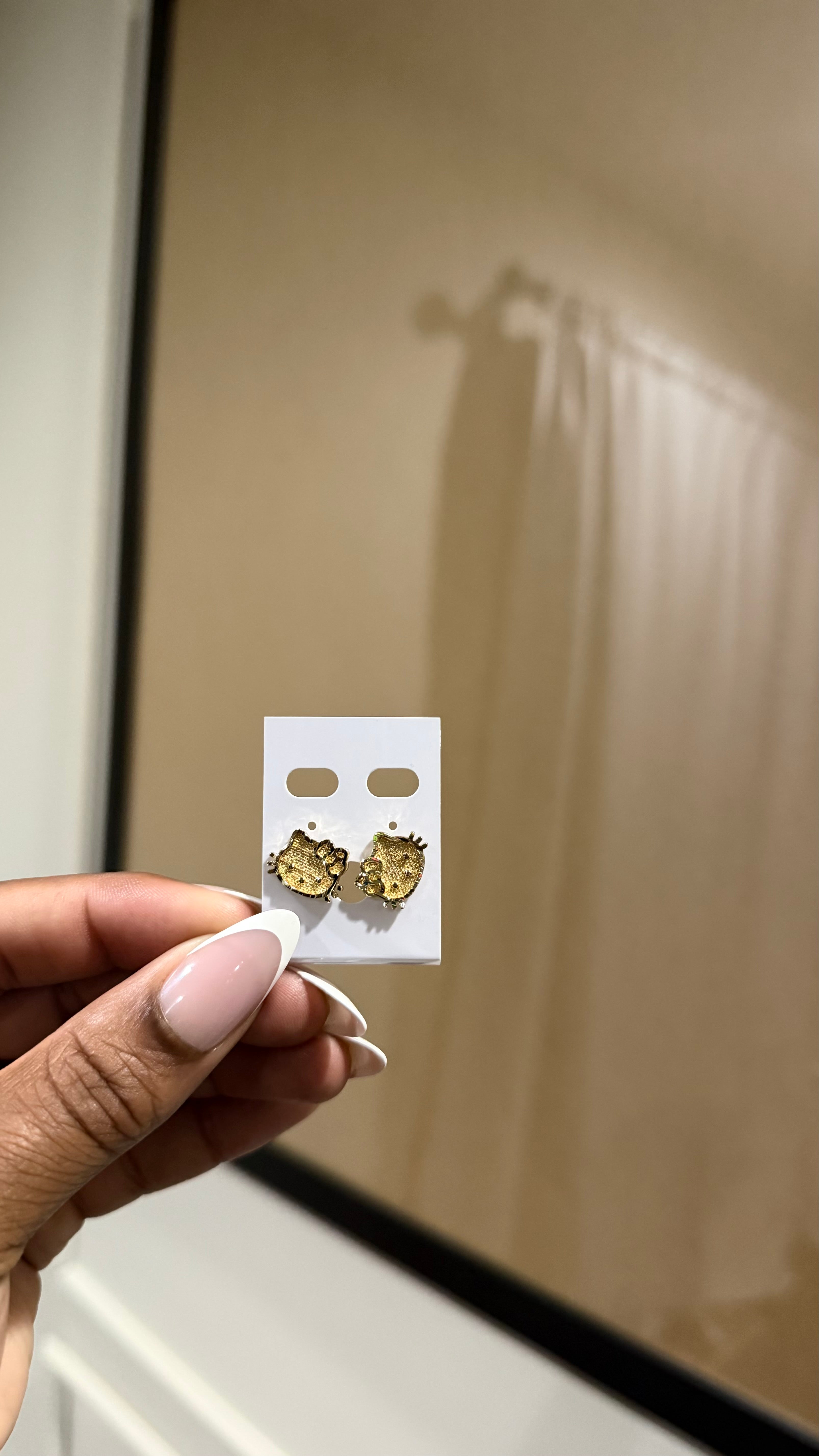 Hello Kitty Studs